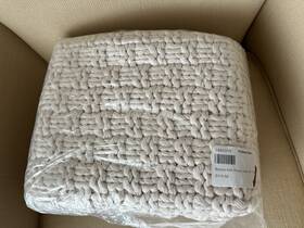 1866319 Pottery Barn Boston Knit Throw Blanket 44 X 56 Inch Ivory 100% Cotton New Without Tags
