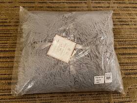 263214 Pottery Barn Teen Fluffy Luxe Throw 45 X 60 Inch Light Baby Blue