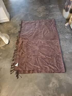 3079486 Pottery Barn 2007 Brown Rayon Fringed Throw Blanket 50 Inch X 60 Super Soft Cozy
