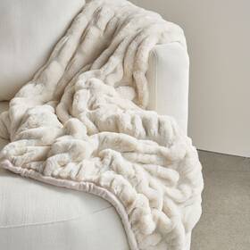 6297945 Pottery Barn Faux Fur Ruched Throw Ivory Size 50 Inch X 60