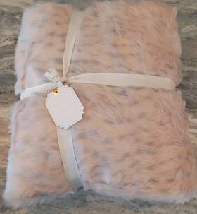 9825562 Pottery Barn New Pb Teen Faux Fur Throw Blush Leopard Pink Gray Nwt