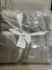 3040883 Pottery Barn Ruched Faux Fur Throw Cozy Blanket 60x80 Gray