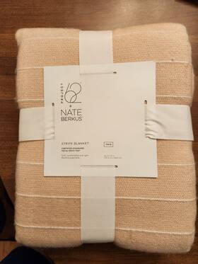 Project 62 Nate Berkus 490620214855 Twin Size Modern Striped Bed Blanket Pink Oeko-tex New