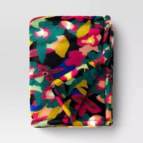 Room Essentials 196761455392 Printed Vintage Floral Plush Throw Blanket -