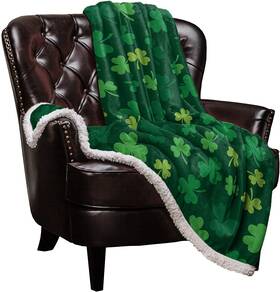 Roses Garden 476717842075 Sherpa Fleece Blanket St. Patricks Day Green Shamrocks Pattern Bed S