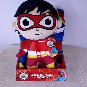 Ryans World 073558787761 Blanket Character Pillow And Plush Throw Set 40 Inch X 50 New In Box
