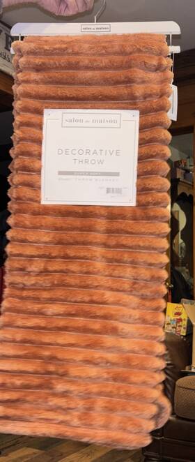 Salon De Maison 678298341459 Decorative Throw Super Soft Blanket 50 Inch X 60 Orange Spice