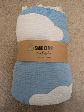 Sand Cloud 810122601586 Party Blanket - Clouds 90 Inch X