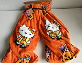 Sanrio 032281141332 2 Pack Hello Kitty Halloween Throw Blankets Orange Web Pumpkin Pirate Candy Corn