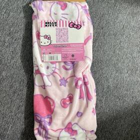 Sanrio 190604916989 New Hello Kitty Silk Touch Throw 40in X 50in Inch Pink And Purple Heart Balloons