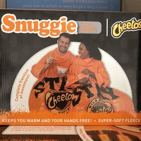 Snuggie 740275302552 Cheetos Print Pattern Soft Fleece 71 Inch X 54