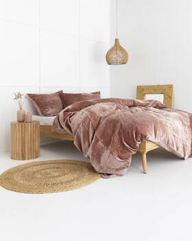 Vwt186 Sophia-art 3 Pcs Ultra Luxury Rayon Velvet Bedding Boho Queen 90x90 Rose