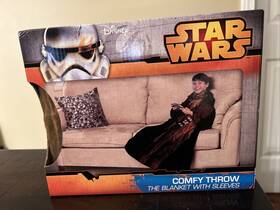 Star Wars 087918051126 Disney Comfy Throw Inch Chewie Blanket With Sleeves 48 X Chewbacca