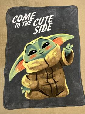 Star Wars 190604319728 The Mandalorian Inch Come To Cute Side Grogu Plush 46x60 In Throw