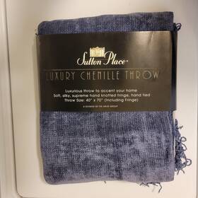 Sutton Place 756440040082 New Luxury Chenille Dark Blue Throw With Fringe 40 Inch X 70