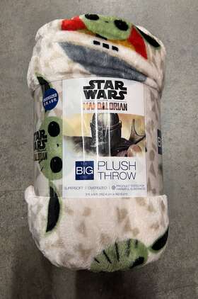 The Big One 400341898692 Disney Star Wars Mandalorian Grogu Baby Yoda Oversized Plush Throw 5ft X 6ft
