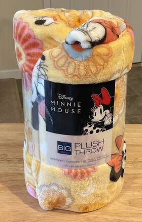 The Big One 400375322194 Ones Minnie Mouse Oversized 5x6 Plush Yellow Throw Blanket Disney Nwts