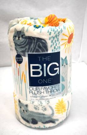 The Big One 400608980252 Kitty Cats Oversize Plush Throw Blanket Nwt 5 Ft X 6 Cozy Soft