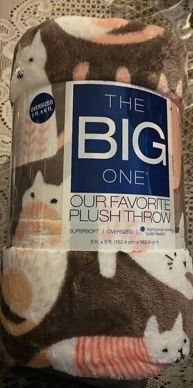 The Big One 400699123392 Oversized Plush Throw Blanket Cats Super Soft 5ft X 6ft Brand New