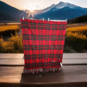The Tartan Blanket Co. 5055603546795 Nwt Red Plaid Fringed Lambswool Throw L 72 X W 30