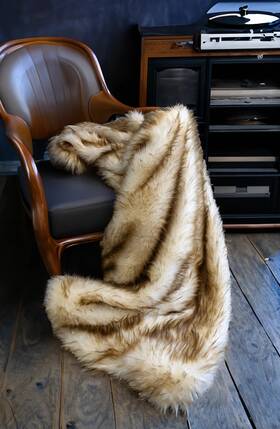 Thomas Collection 313030083098 Flame Point Lynx Luxury Faux Fur Throw Blanket Assorted Sizes