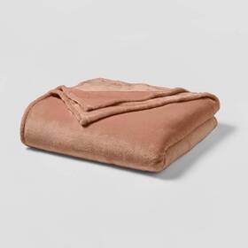 82266881 Threshold Full/queen Microplush Solid Bed Blanket Rust -