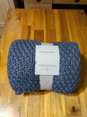 87746004 Threshold Oversized Recycled Knit Throw Blanket Blue - 50x70 Inches