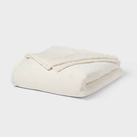 90097208 Threshold Full/queen Ultra Plush Blanket Ivory -