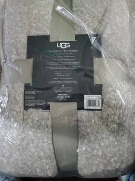 Ugg 008889024735 Classic Sherpa Throw Blanket Goat Melange 50 Inch X70