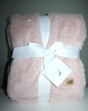 Ugg Australia 008889293681 Nwt Marcella Faux Fur Plush Throw Blanket Light Quartz Pink 50 Inch X 70