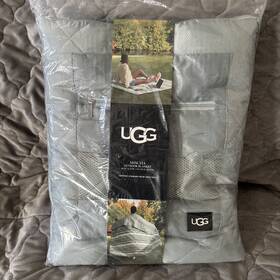 Ugg Mischa 008889305698 Outdoor Blanket 60 Inch X72 Sidewalk Stripe Water Resistant New