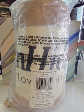 Unh-li-009 Unhide For Love Not Fur 50 X 60 Inch Lilft Marshmallow Blanket Rose Pink New