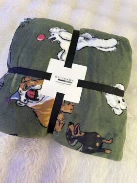 50668-23029 Vera Bradley Nwt Essential Throw Blanket 50 Inch X 80 Dog Park