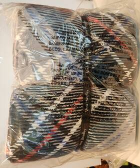 Vera Bradley 886003189986 Cozy Life Throw Blanket In Snowy Plaid 72 Inch X 50 New With Tag