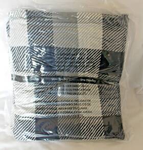 Vera Bradley 886003545782 Kingbird Plaid Essential Throw Blanket 50 Inch By 80