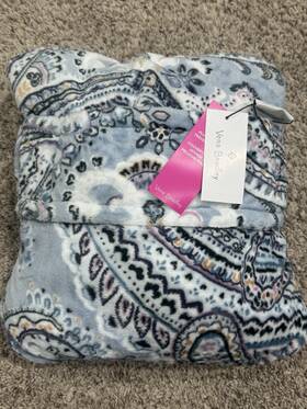 Vera Bradley 886003549025 Cozy Plush Throw Blanket Paisley Stripe Floral Nwt Sealed 60x45