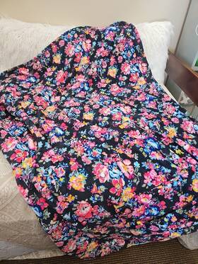 15564-l11 Vera Bradley 886003570364 Pretty Posies Pink Floral Plush Travel Blanket 60 X 45