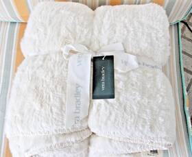 Vera Bradley 886003694909 Cottage Cream Faux Fur 2 Sided Throw Blanket 50 Inch By 70