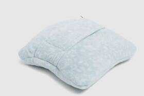 Vera Bradley 886003961339 Eden Paisley Mint 60 X 45 Inch Travel Fleece Pillow/blanket Nwt