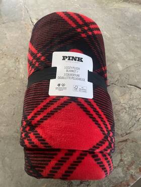 Victorias Secret 198765863197 Victoria S Pink Sherpa Fleece Blanket 2025 New Nwt Free Ship Red Black
