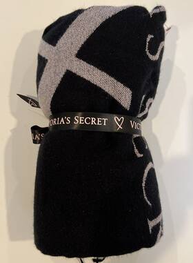 7545904141 Victorias Secret Vgc Victoria S Love Throw Blanket Heart Soft Cozy Tassels Black 50 Inch X 60