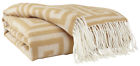 37721832 Vrkg1000 Wrought Studio Calder Throw