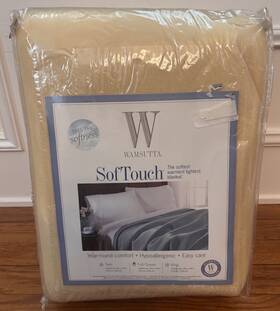 Wamsutta 025853220290 Softouch Flocked Face Blanket Full/queen 90 Inch X90 Tan Ivory New Read