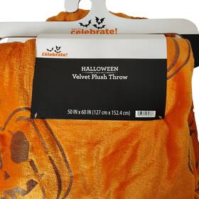 Way To Celebrate 197502032766 Halloween Velvet Plush Throw Blanket 50x60 Inch Orange And Black Pumpkin Pattern
