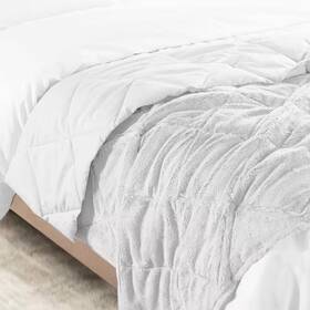 Wesley Mancini 313036111191 Lychee Throw Blanket