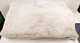 6498975 West Elm Cream Blush Faux Fur Throw Blanket Plush Soft Fringe Trim 60 In X 80