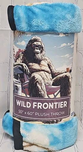 Wm50-082342 Wild Frontier Sasquatch Plush Throw Wilderness Bigfoot 50 Inch X 60 Soft Polyester