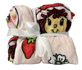Wildbrain 032281788049 The World Of Strawberry Shortcake Super Soft Travel Blanket 40 X 50 Inch Throw
