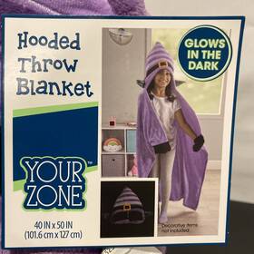 Your Zone 735732452390 Kids Purple Witch Glow In The Dark Hooded Throw 40 Inch X 50