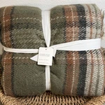 Pottery Barn Stewart Plaid Faux Fur Back Throw Blanket 50 60" Loden Green. Fixed Price $129.00.